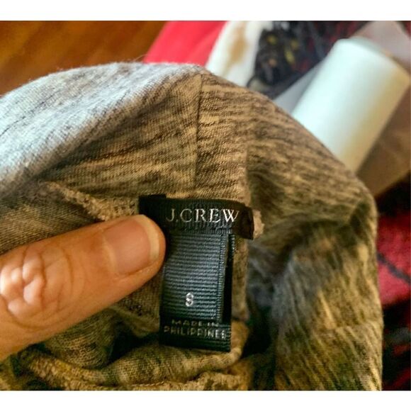 J Crew Gray Tissue Turtleneck - Picture 5 of 5